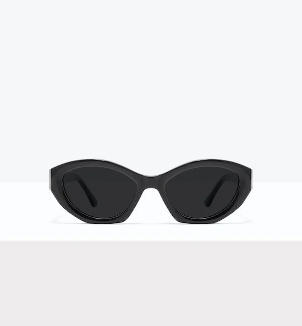 sunglasses with cutting-edge style -  Garden