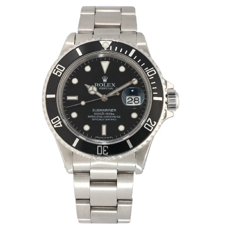 watch with retro strap -  Rolex Submariner 16800 40mm Stainless Steel Watch